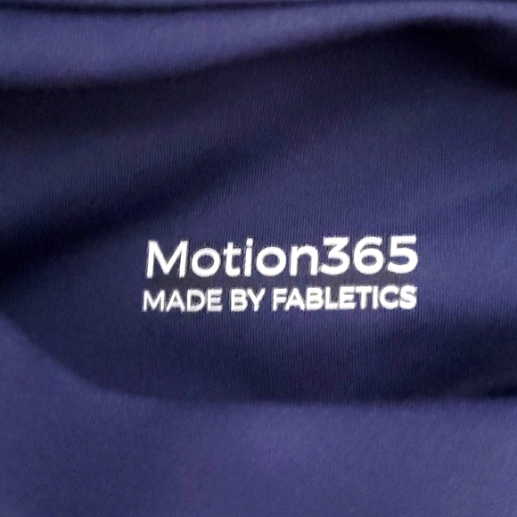 Fabletics Women's Motion 360 Trinity High-Waisted Navy Utility Legging Sz XS - Picture 10 of 10